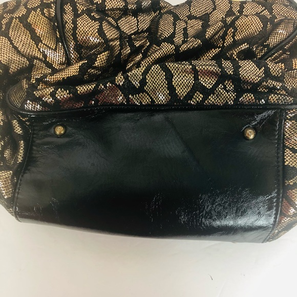 Betsy Johnson Gold & Black Snake Skin Hobo Purse - Picture 7 of 9